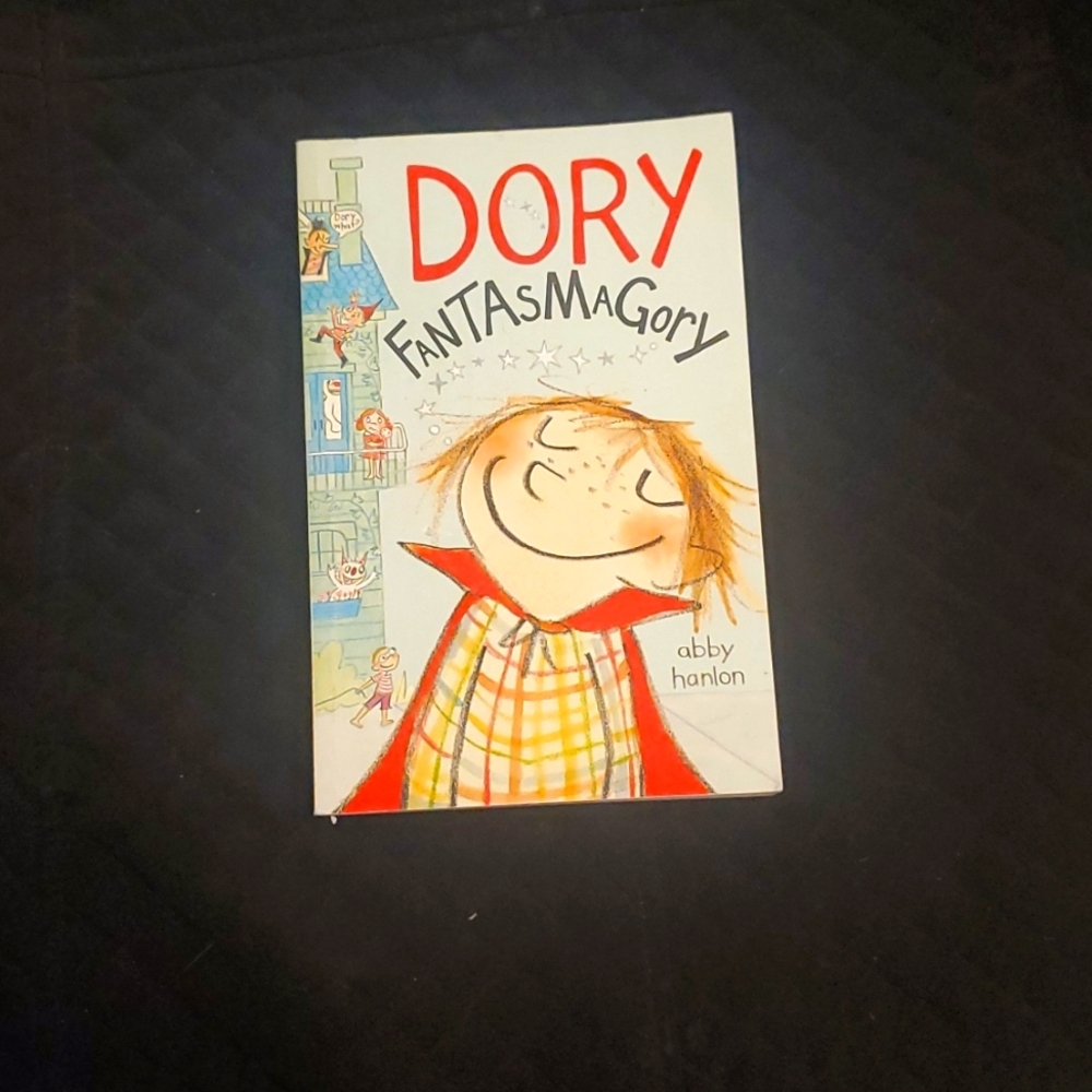 📚 5 for $15 DORY FANTASMAGORY By: Abby Hanlon